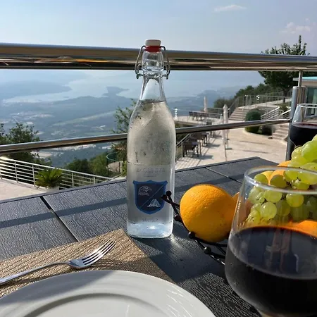 Villa Eagle Eye Montenegro Kotor Dış mekan fotoğraf