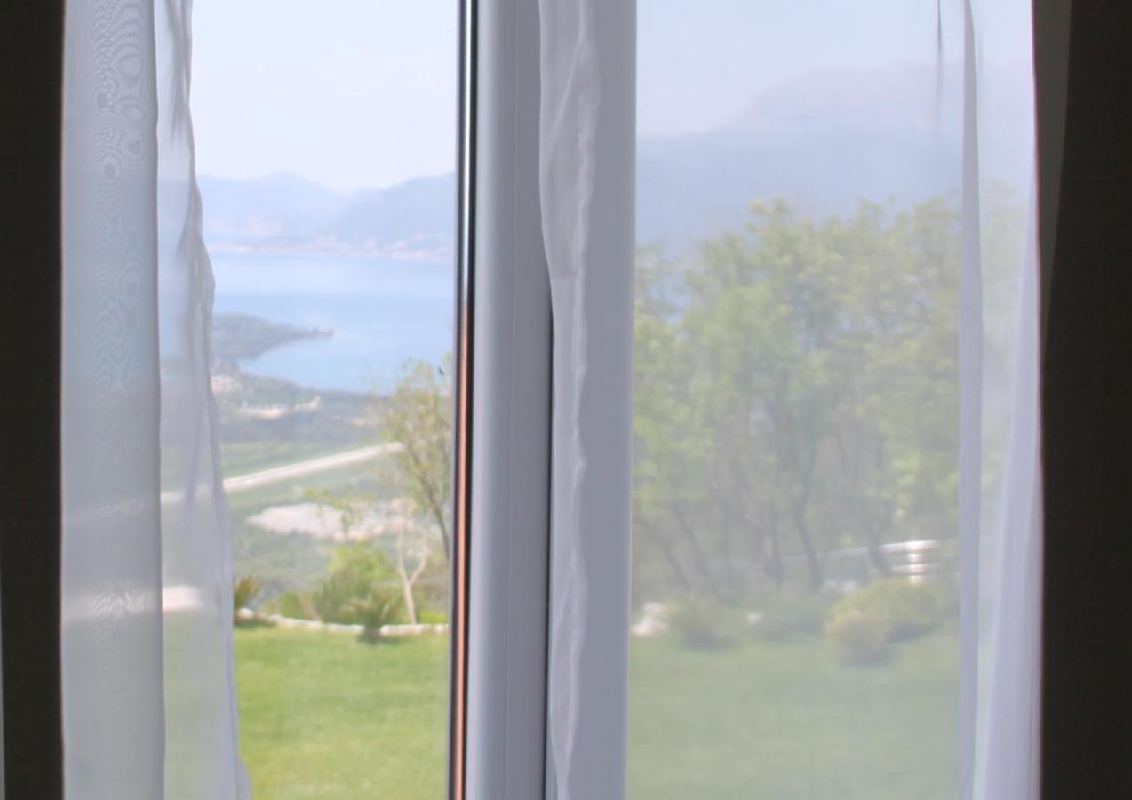 Eagle Eye Montenegro דירה *